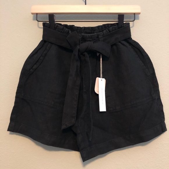 Sanctuary Pants - Sanctuary Paperbag Black Linen Shorts - XS